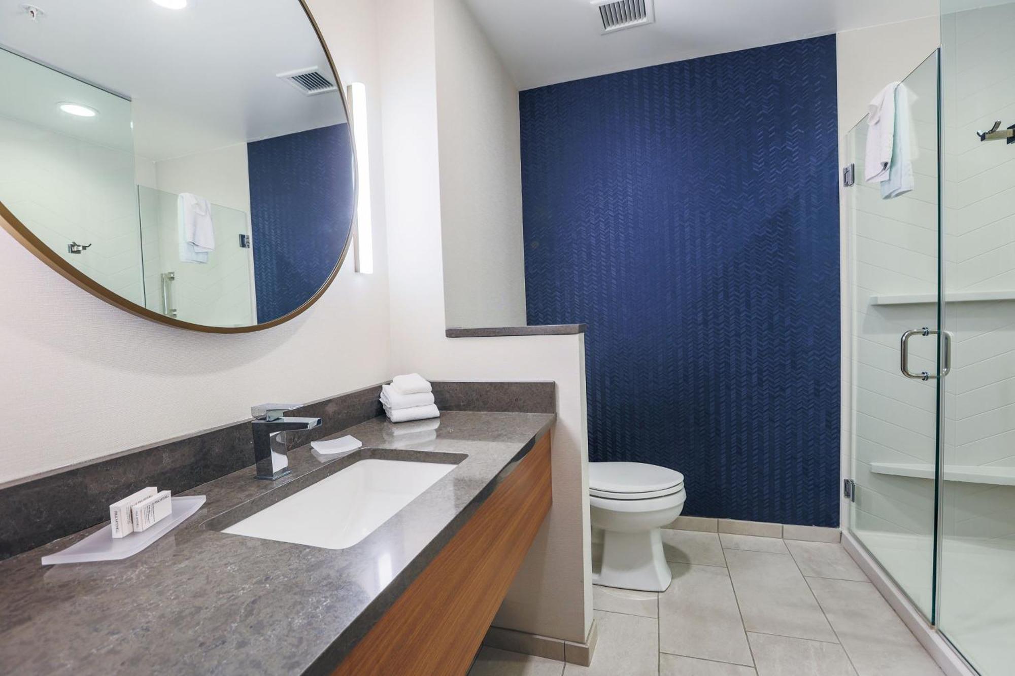Fairfield Inn & Suites Маркет Екстер'єр фото